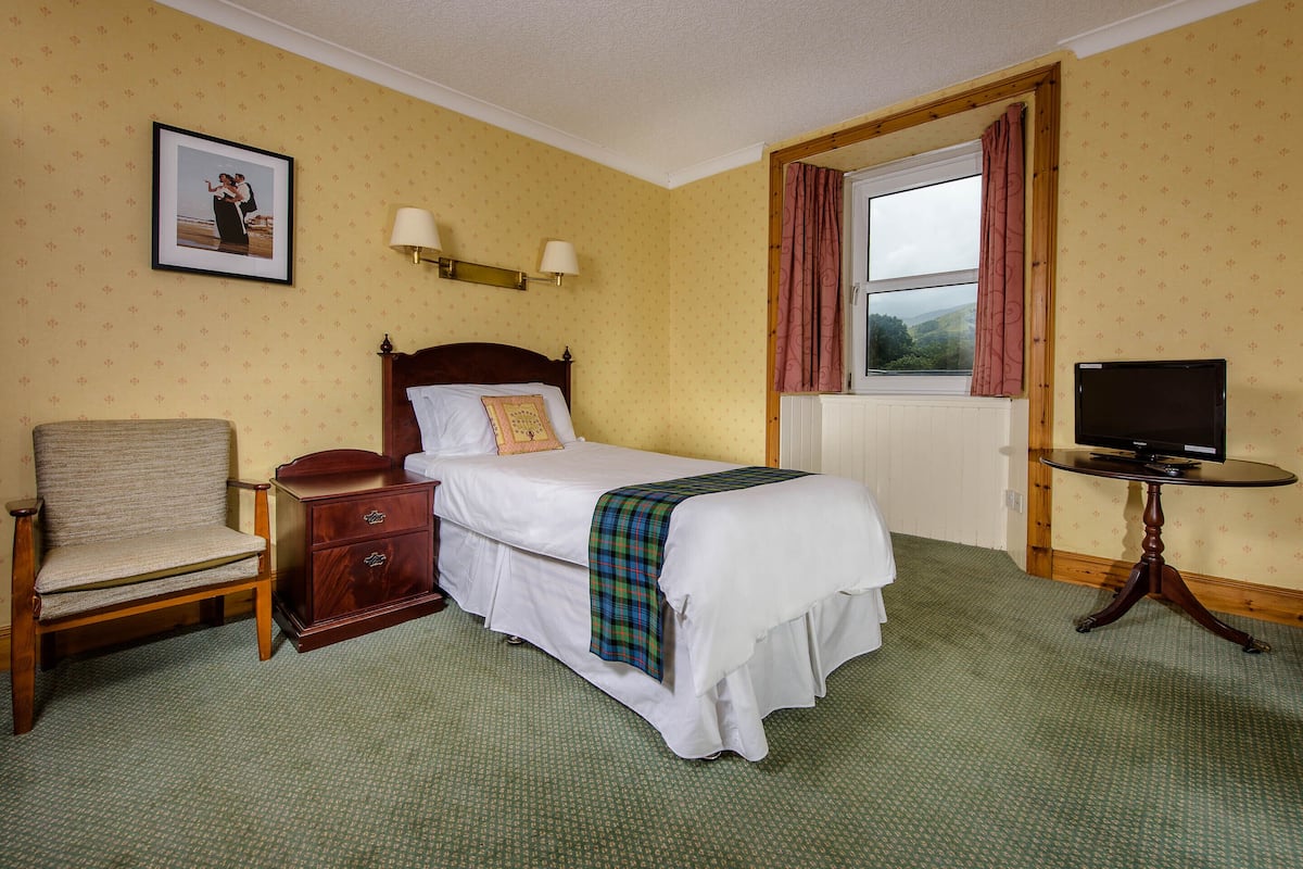 Standard Single Room | In-room safe, desk, iron/ironing board, free WiFi