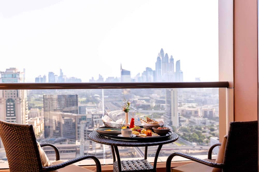 Mercure Dubai Barsha Heights Hotel Suites And Apartments