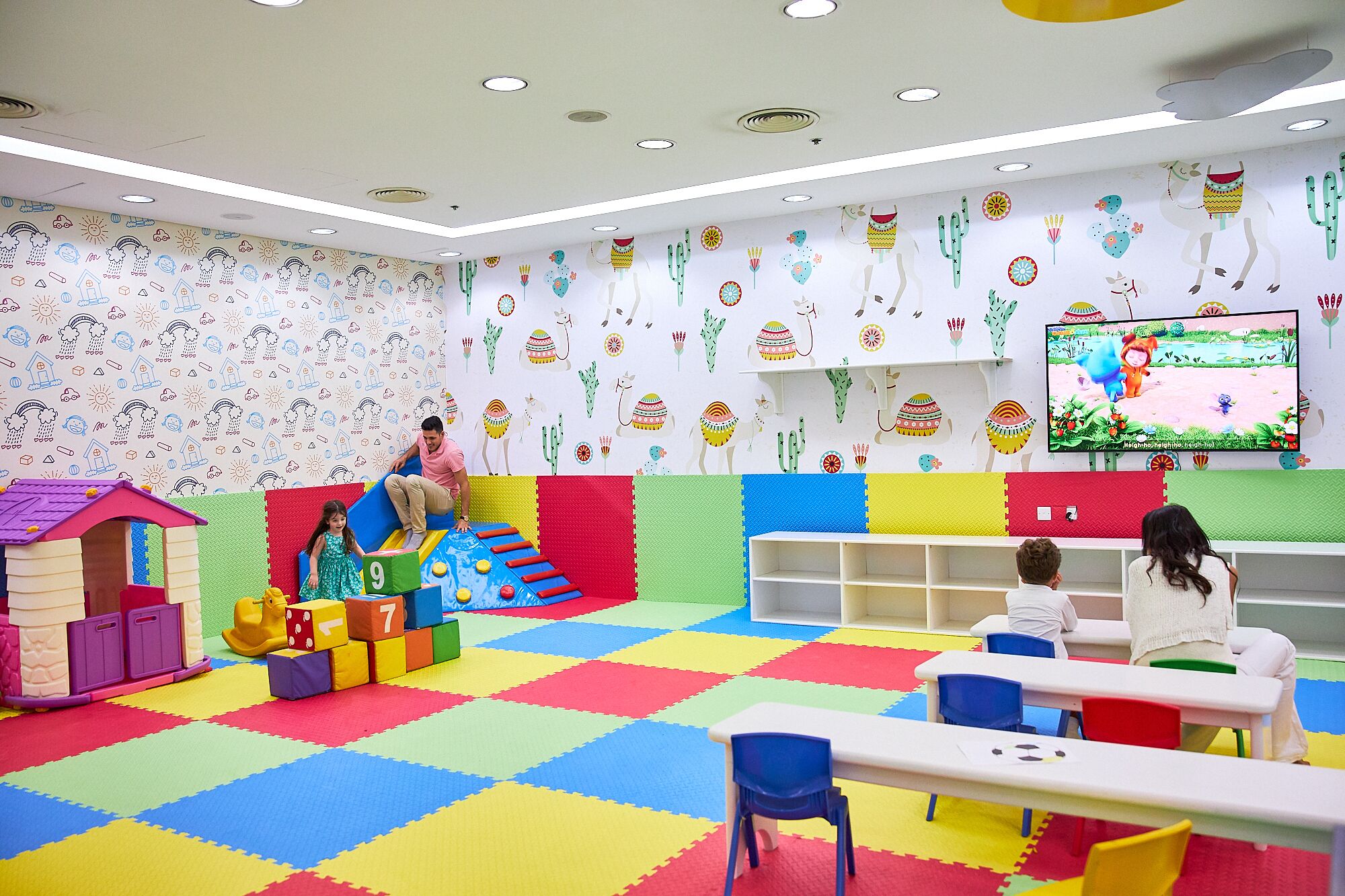 Παιδική χαρά - εσωτερική