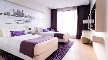 One-Bedroom Suite City View Twin Bed with Free Shuttle Beach Transfer, Next to Metro Station