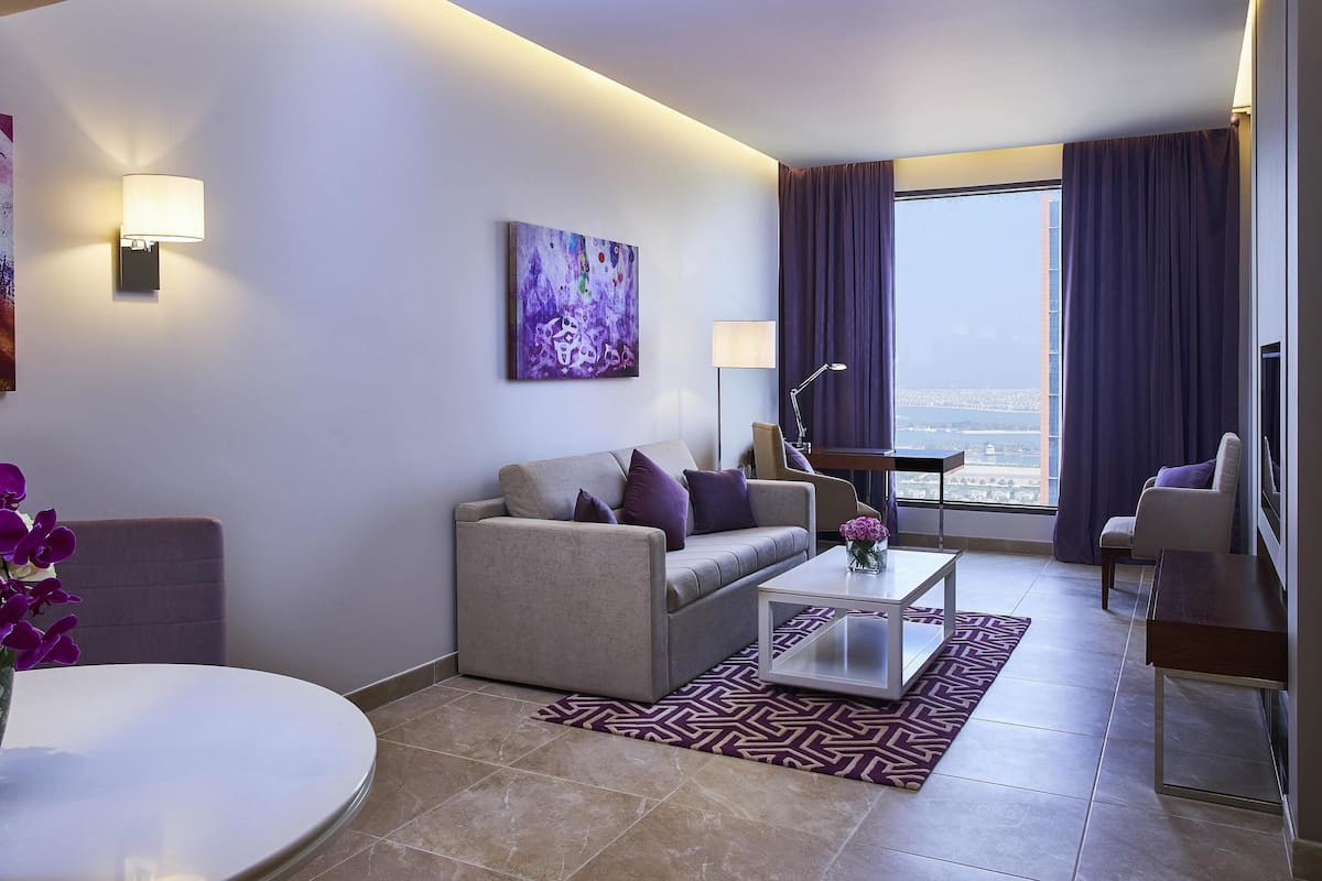 1 Schlafzimmer, Minibar, Zimmersafe, individuell eingerichtet