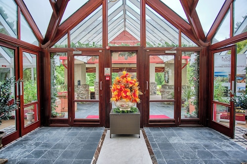 Muthu Ben Doran Hotel