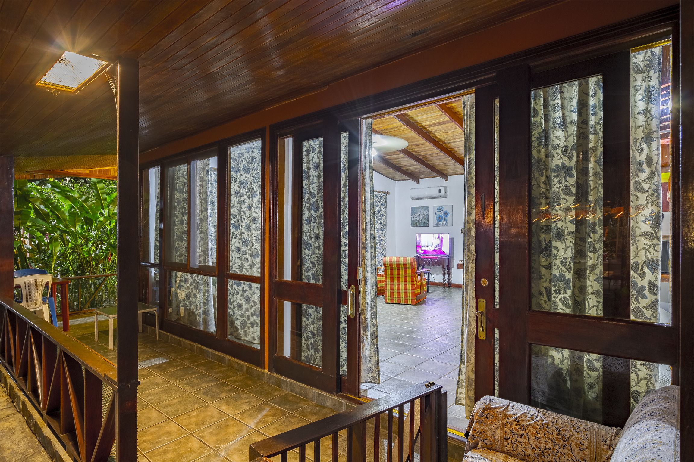 deluxe villa, ocean view | free wifi