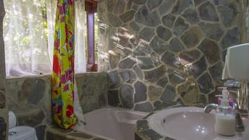 Bañera profunda