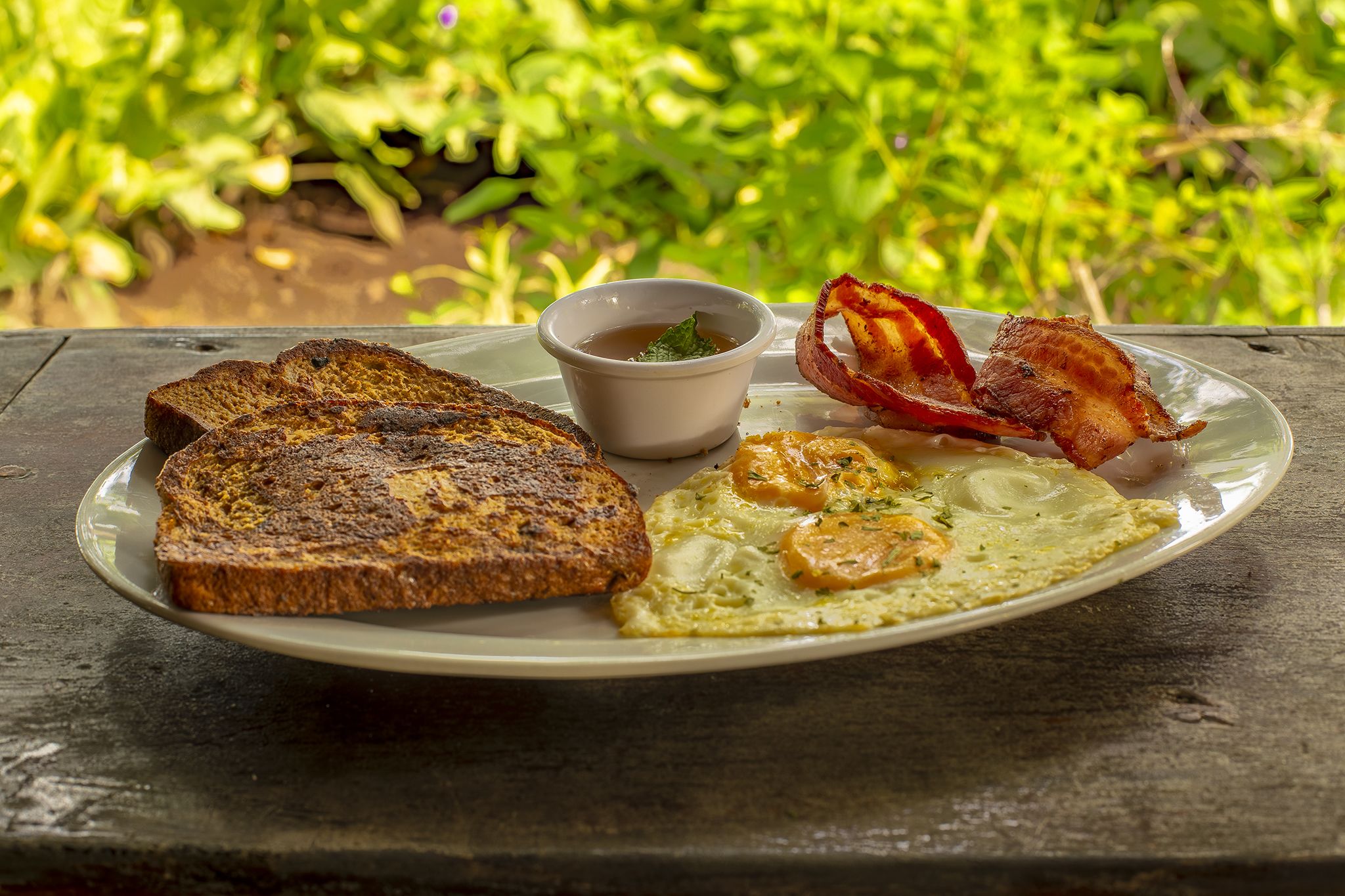 daily continental breakfast for a fee