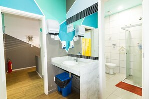 Gemeinsamer Standard-Schlafsaal, Nur Frauen | Badezimmer