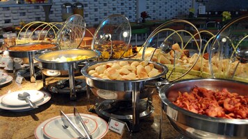 Desayuno bufé gratuito y diario