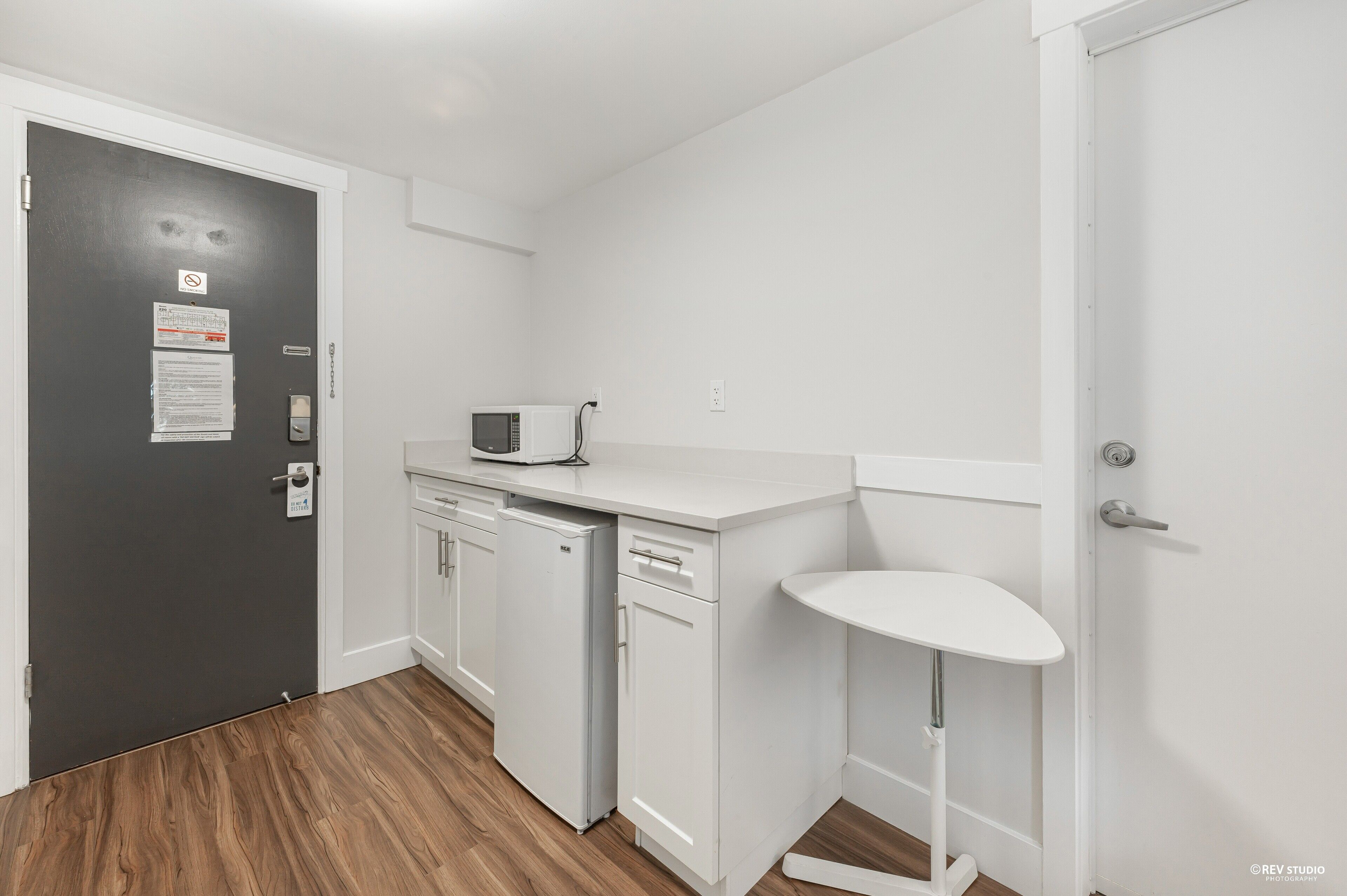 1 bedroom, premium bedding, pillow-top beds, in-room safe