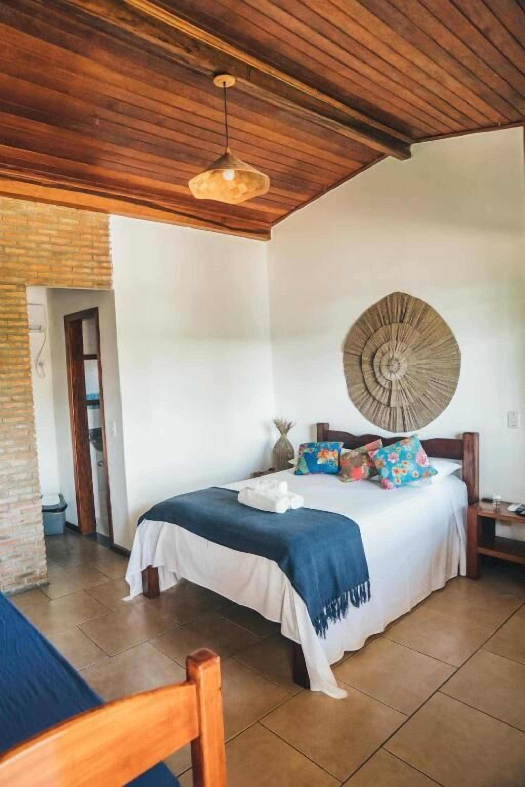 Quarto quádruplo superior (Superior Quadruple Room) | Frigobar, individualmente decorados, individualmente mobiliados