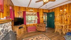 Cabin | Living area