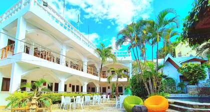 Simons Heritage Resort Puerto Galera