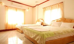 Triple Room | Minibar, free WiFi