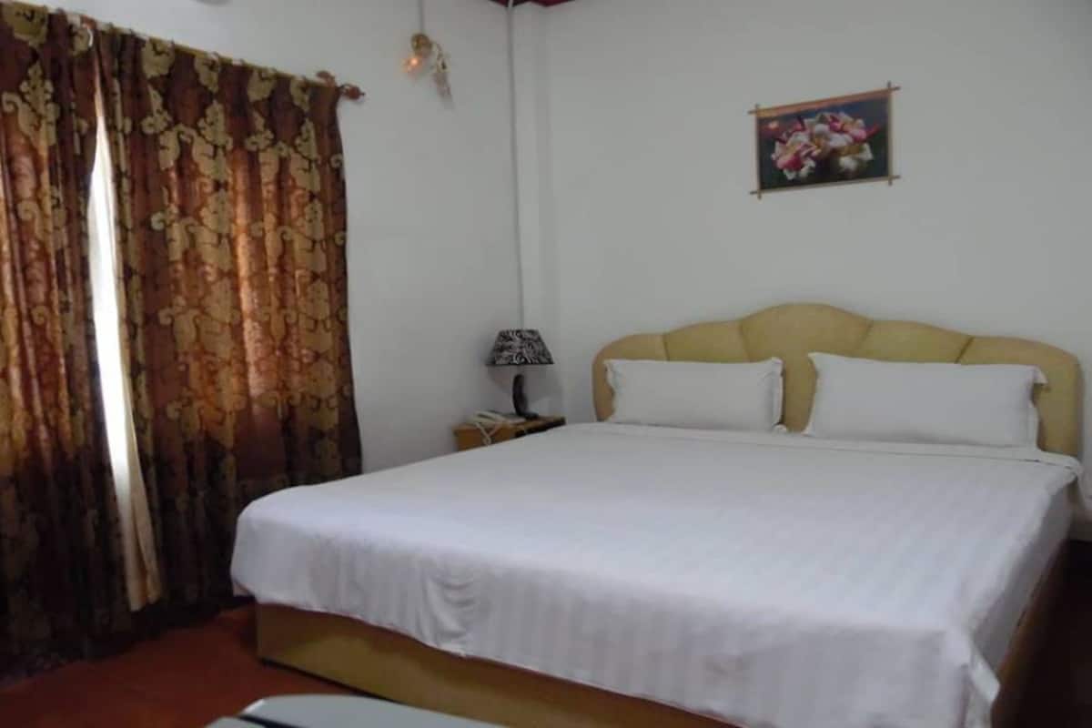 Standard Double Room | Minibar, free WiFi