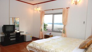 Phòng đôi Deluxe | Minibar, truy cập Internet không dây miễn phí 