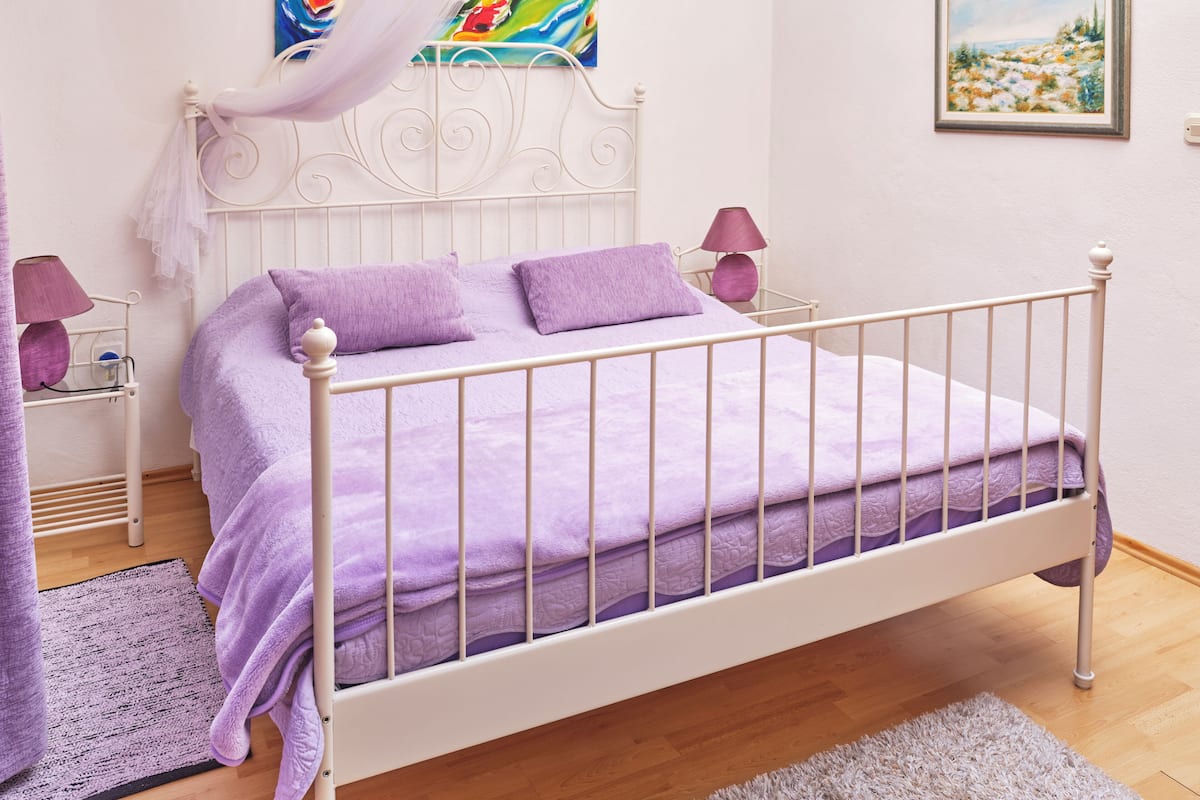 Suite, Balcony | Desk, laptop workspace, WiFi (free), bed sheets
