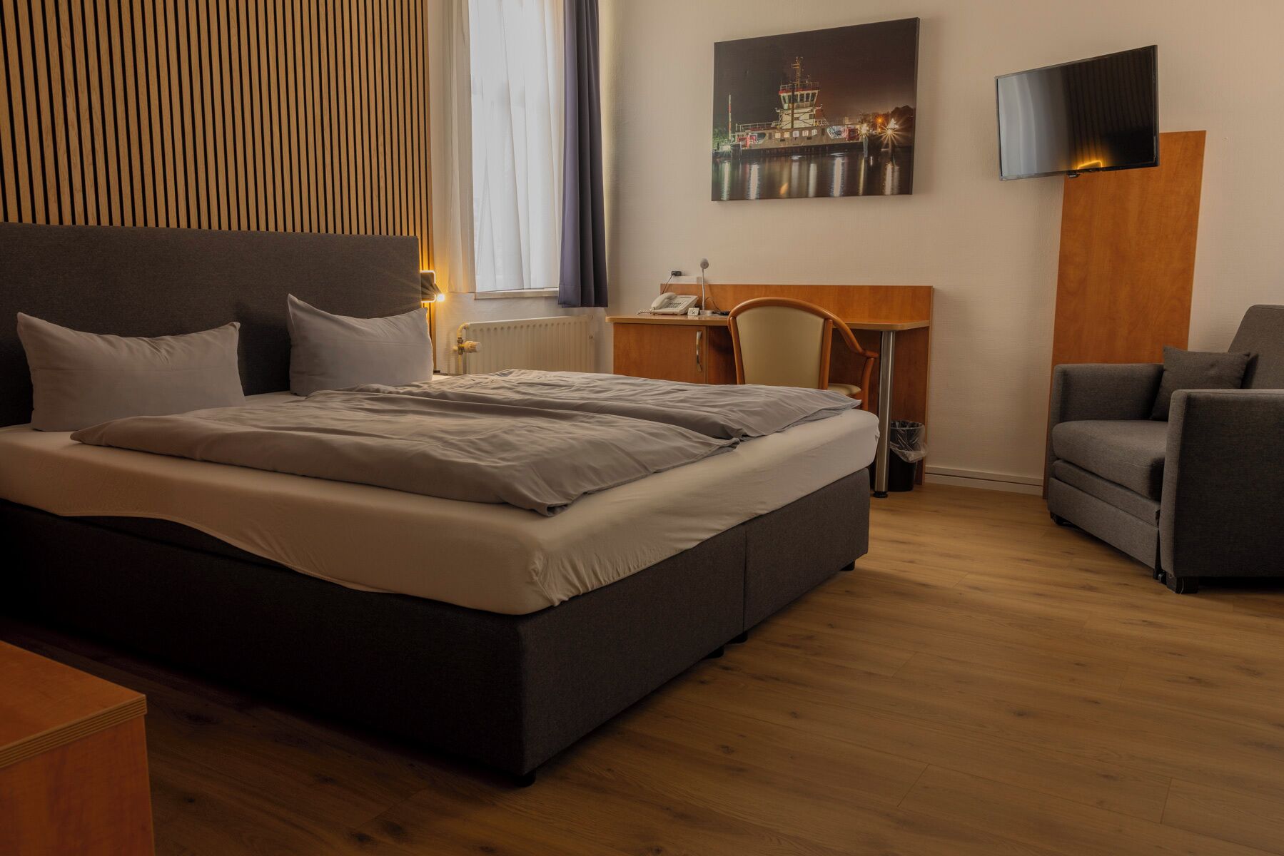 1 bedroom, desk, blackout curtains, rollaway beds