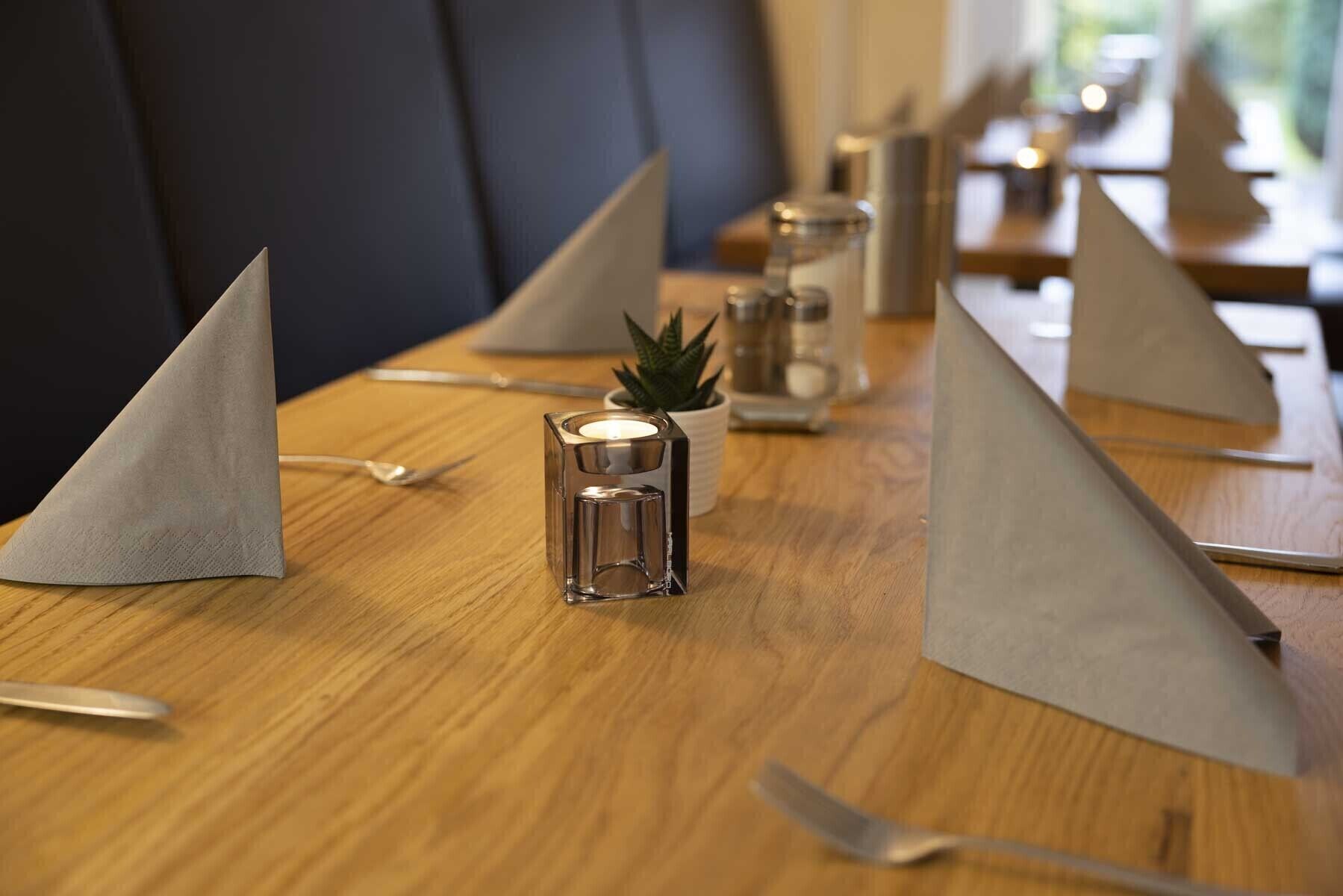 daily buffet breakfast (eur 9 per person)