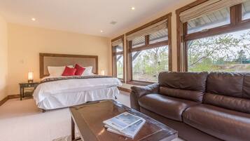 Talo, 5 makuuhuonetta (With 4 Bathroom) | 5 makuuhuonetta, työpöytä, ilmainen Wi-Fi, vuodevaatteet