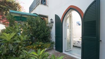 Superior Double Room | Terrace/patio