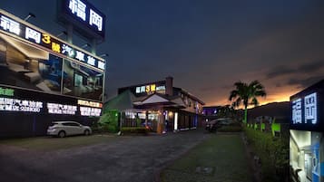 住宿地面