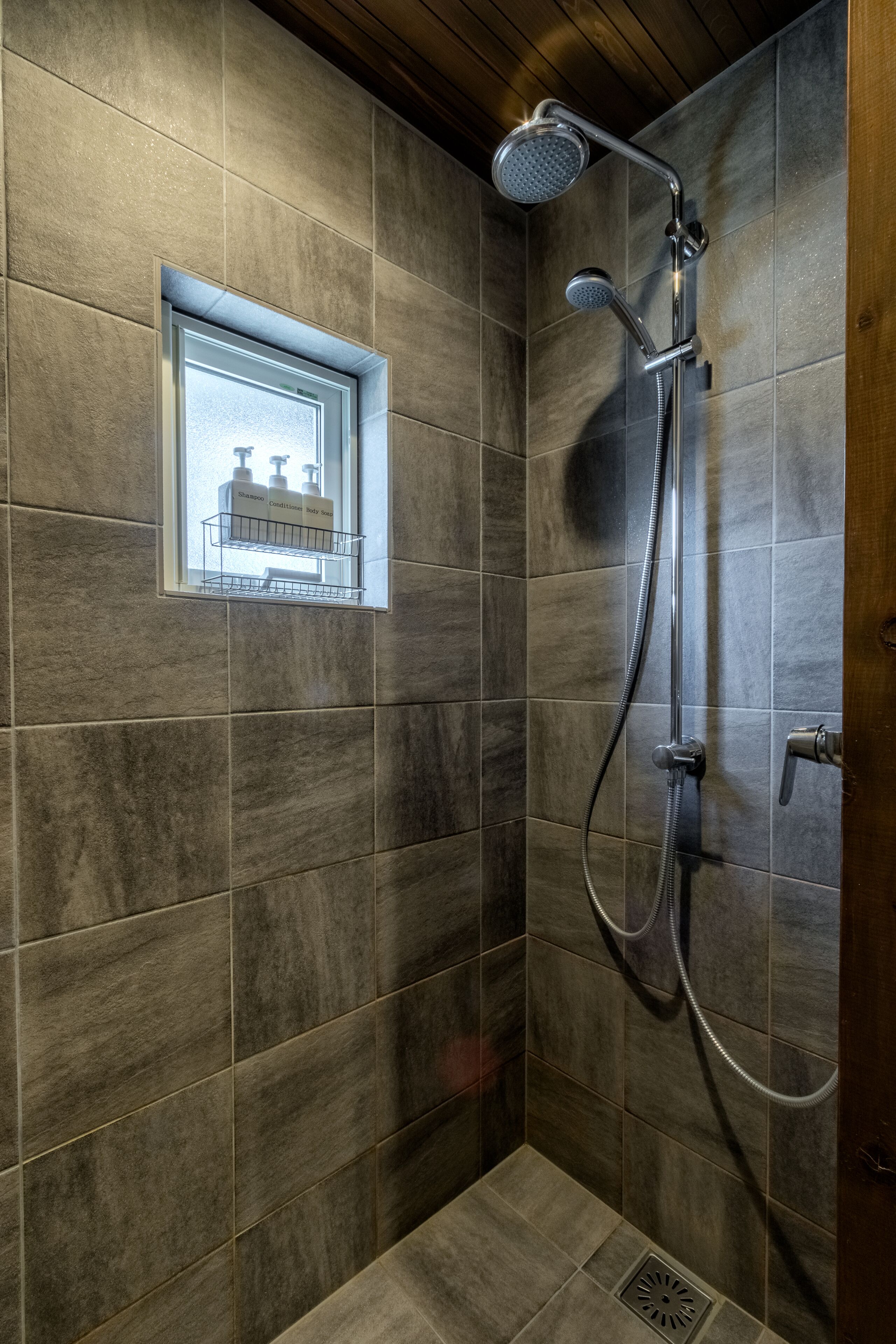Habitación, 2 habitaciones (#201) | Baño | Ducha, artículos de higiene personal gratuitos y secador de pelo