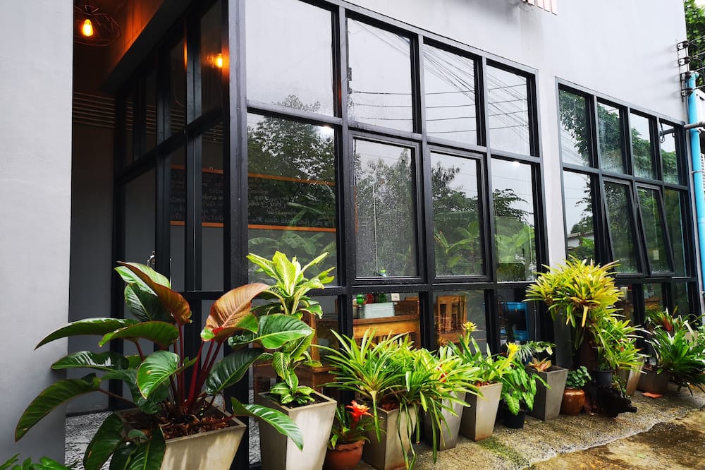 Siri Guesthouse at Suratthani