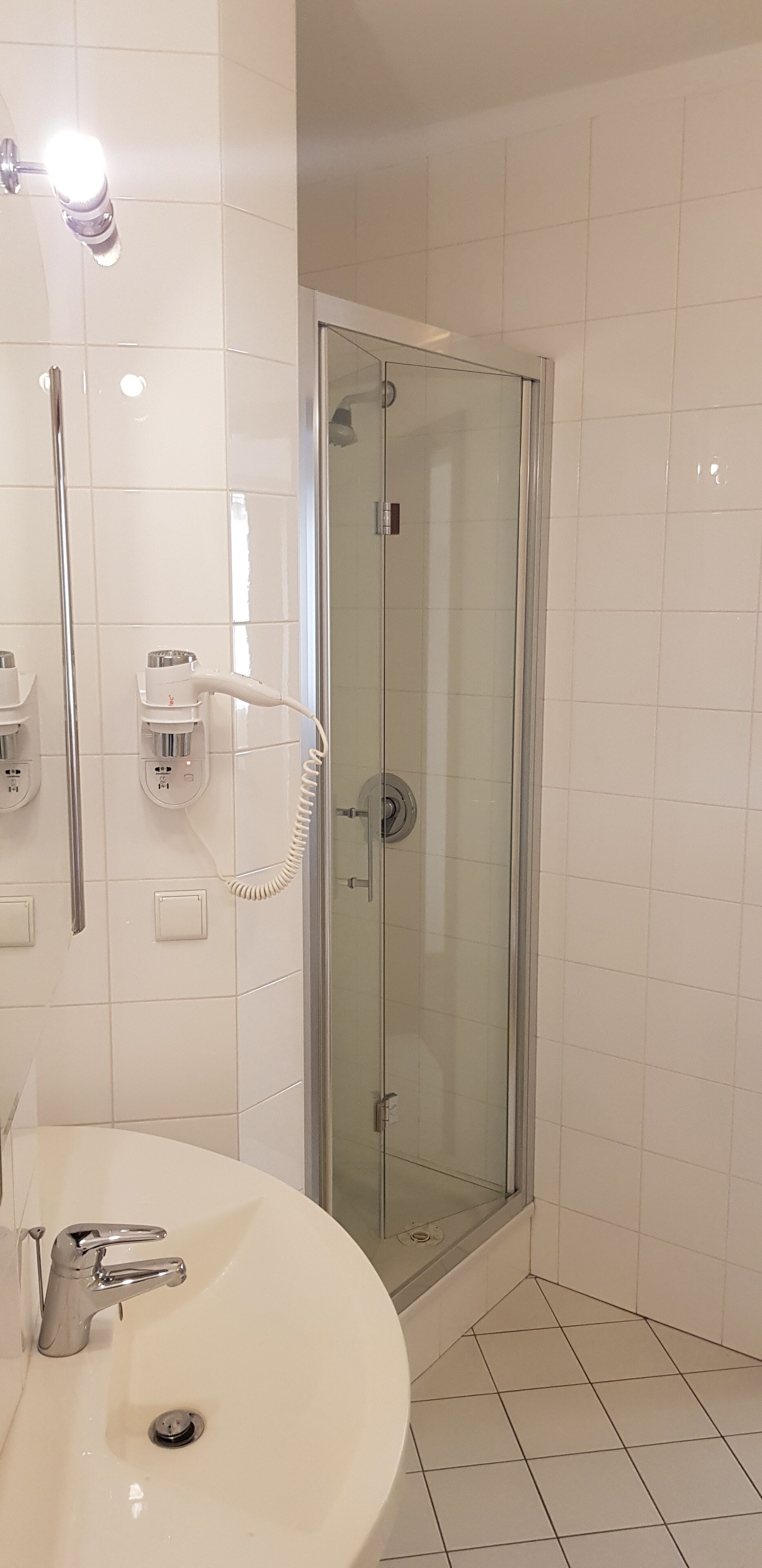 apartment | bathroom | free toiletries, hair dryer, towels