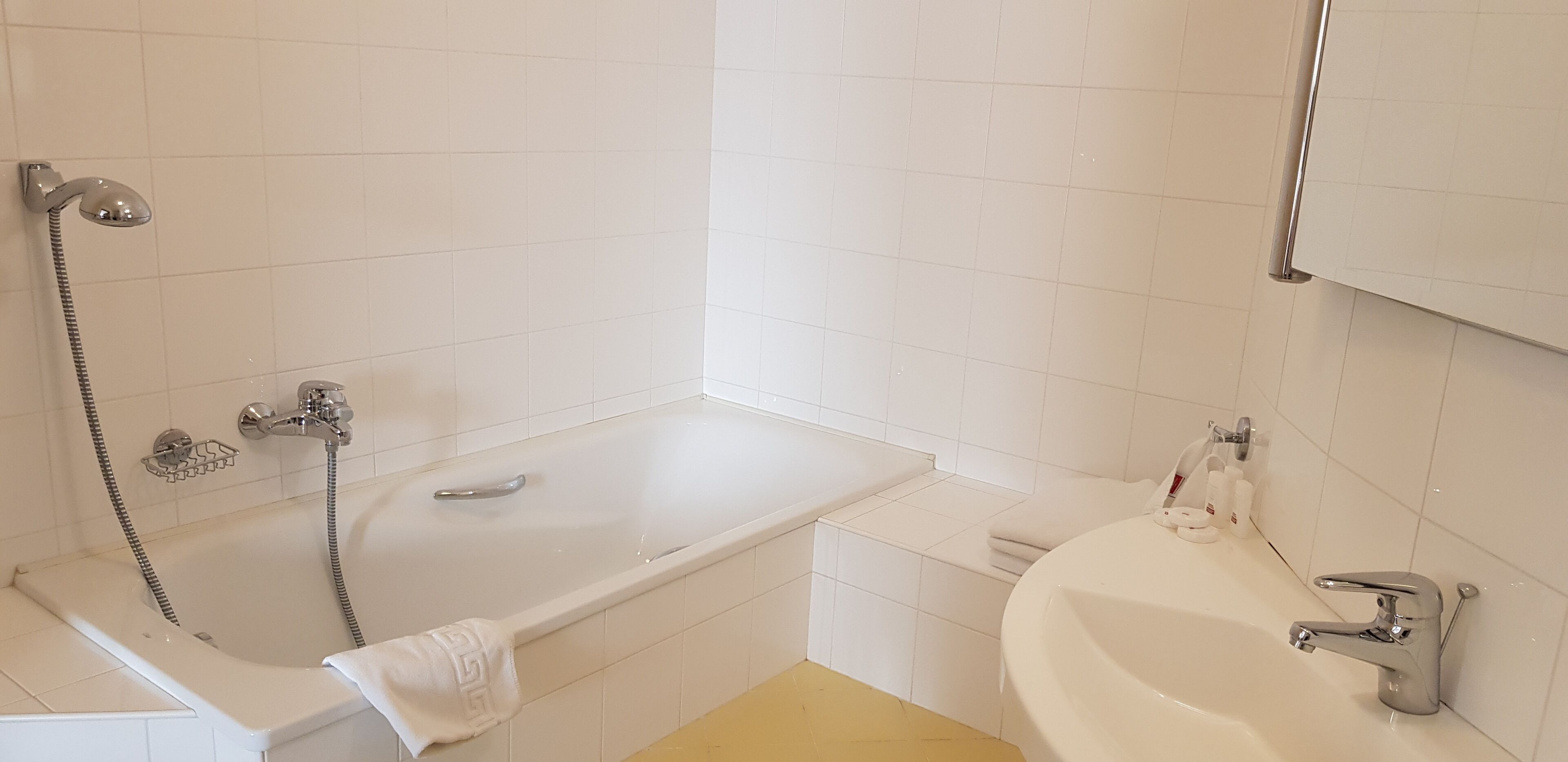 apartment | bathroom | free toiletries, hair dryer, towels