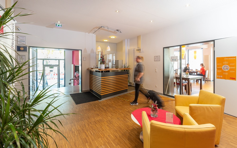 Hotel NeuHaus -Integrationshotel- photo 5