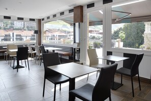Dining - Hotel Flysch (Zumaia)