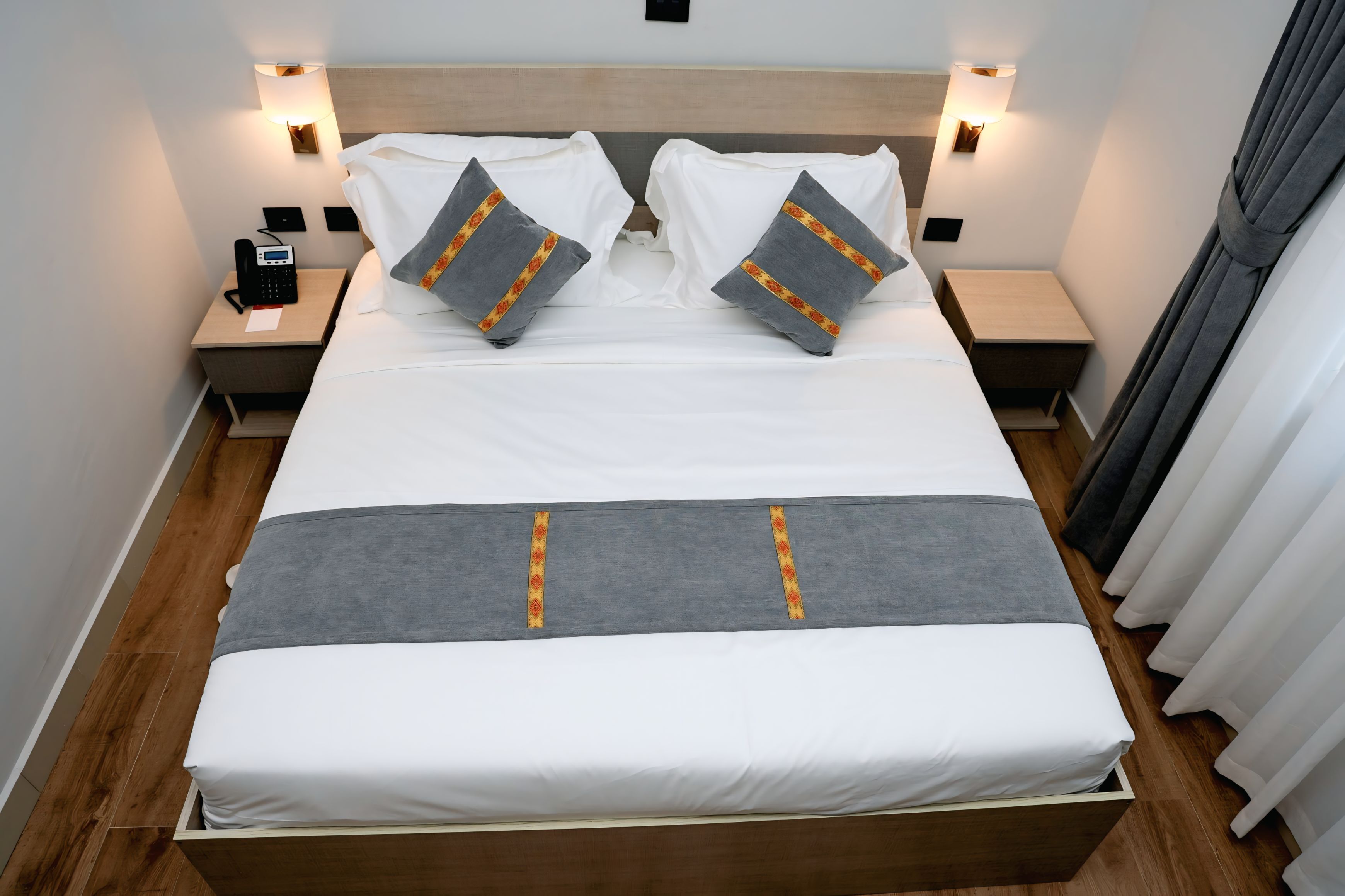 Deluxe tweepersoonskamer, niet-roken (Twin) | Een bureau, gratis wifi