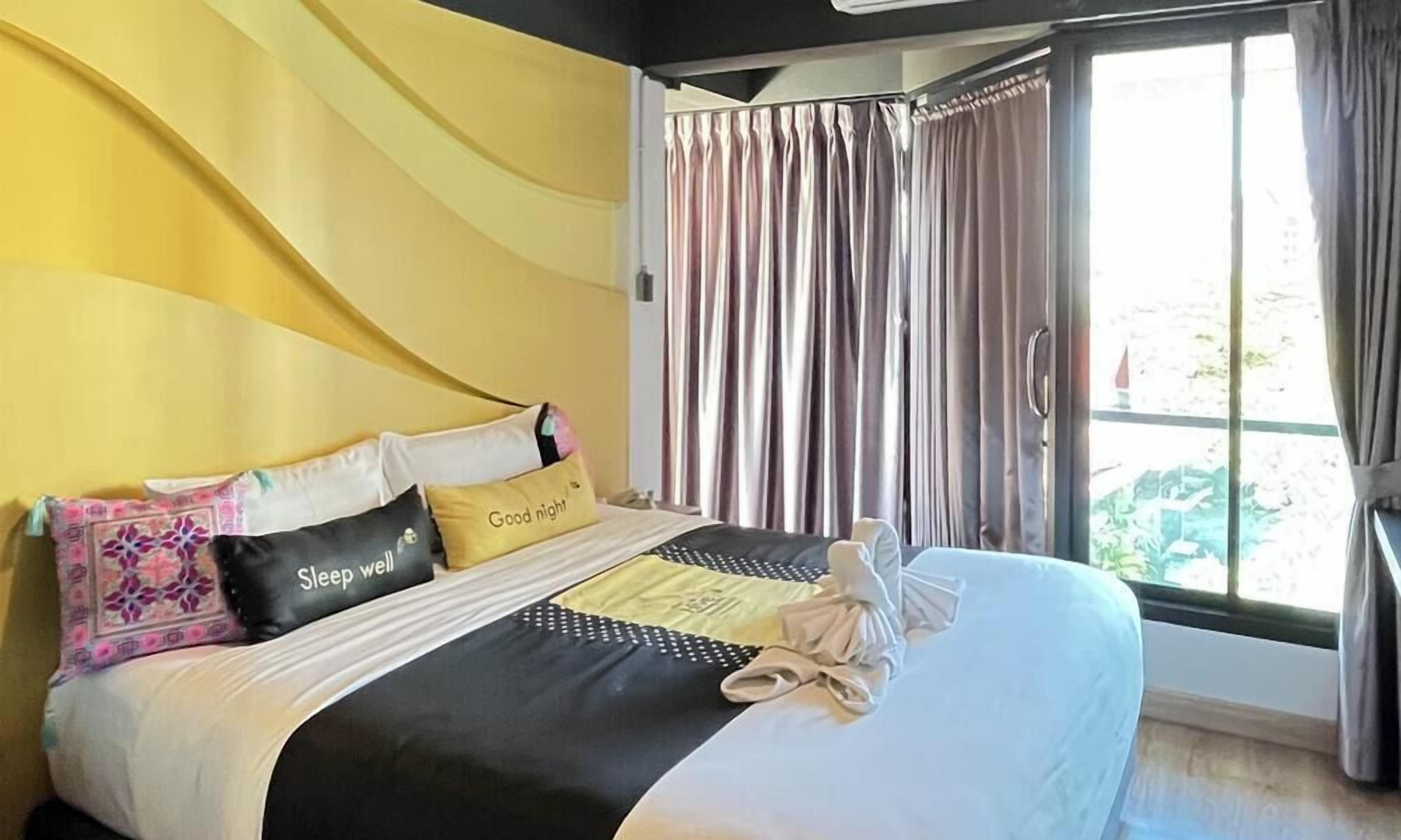 In-room safe, individually decorated, blackout curtains, free WiFi