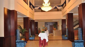 Interior entrance - Kenenisa Hotel (Addis Ababa)