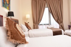 In-room safe, soundproofing, iron/ironing board, free WiFi - Kenenisa Hotel (Addis Ababa)