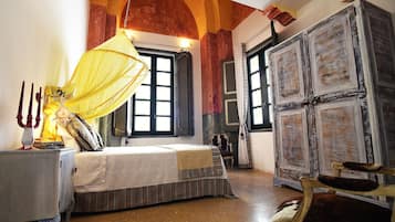 1 habitación, ropa de cama de alta calidad y decoración personalizada