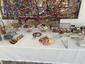 Esmorzar d'estil bufet