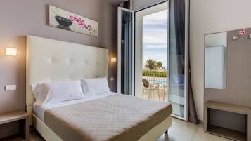 Camera Deluxe | Una cassaforte in camera, Wi-Fi gratuito, lenzuola