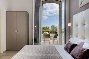 Camera Deluxe | Una cassaforte in camera, Wi-Fi gratuito, lenzuola