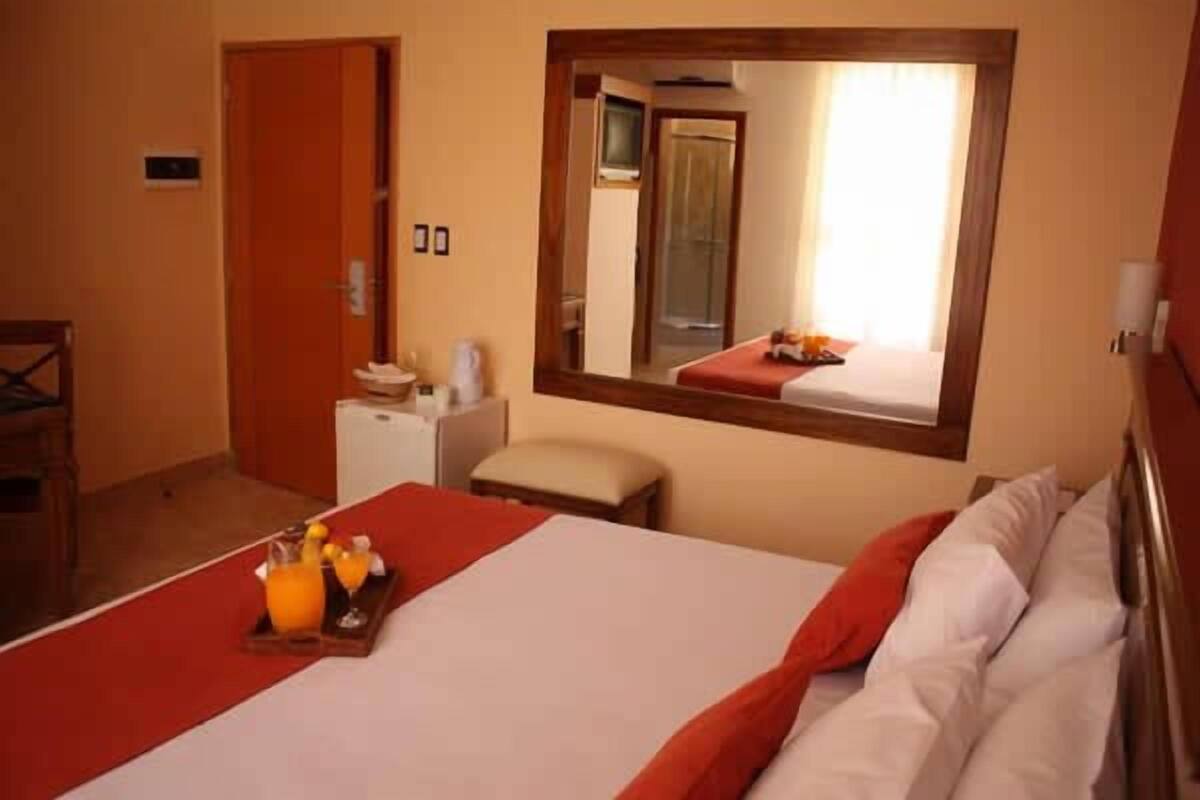 Standard Single Room, 1 Katil Bujang (Single) | Bar mini, peti besi dalam bilik, meja, seterika/papan seterika