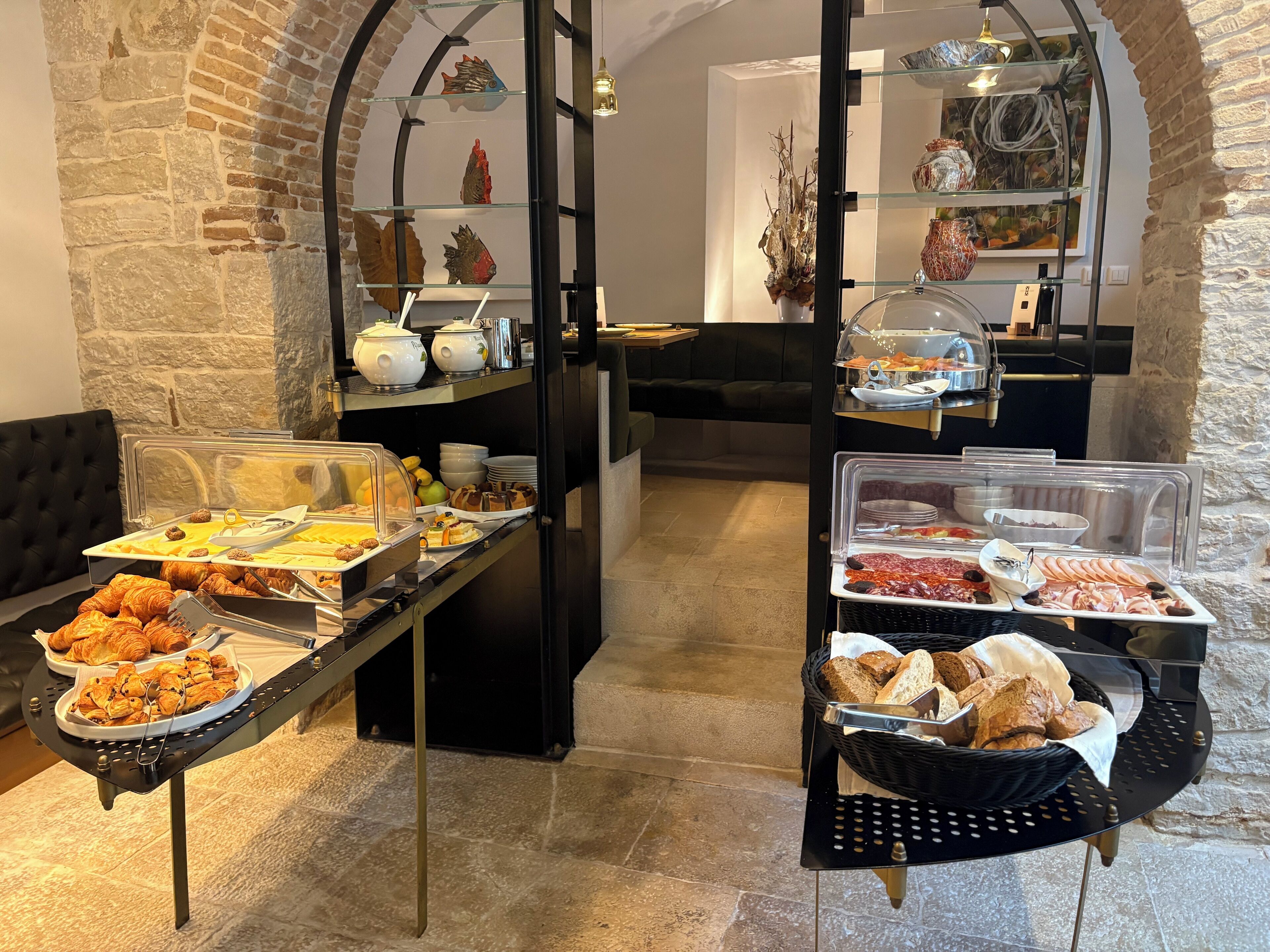 매일 뷔페 무료 아침 식사 포함