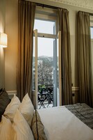 Δίκλινο Δωμάτιο (Double) (Acropolis View) | Μίνι μπαρ, χρηματοκιβώτιο στο δωμάτιο, γραφείο, ηχομόνωση 