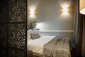 Minibar, in-room safe, desk, soundproofing