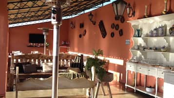 Poolside bar