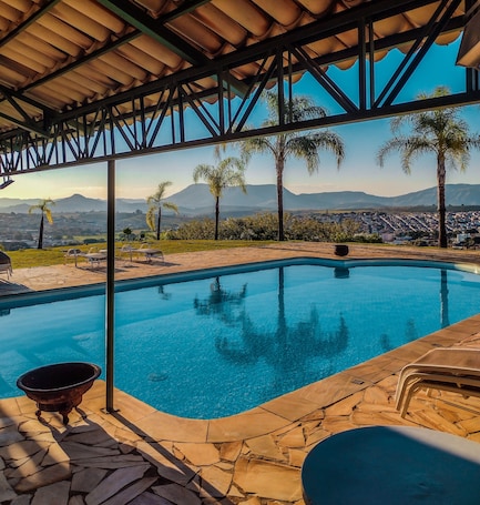 Outdoor pool, sun loungers