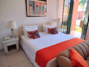 Deluxe Double Room (Super) | Premium bedding, minibar, in-room safe, desk