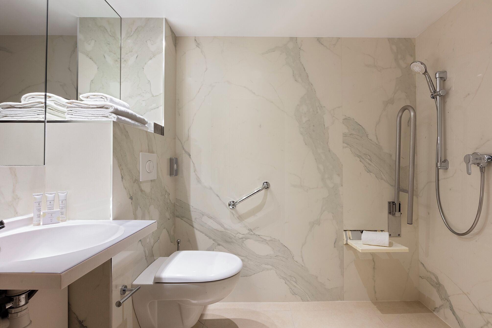 double room pmr ground floor | bathroom | free toiletries, hair dryer, towels, soap