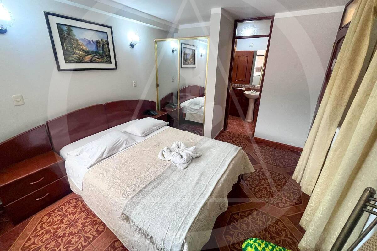 Premium bedding, in-room safe, desk, free WiFi