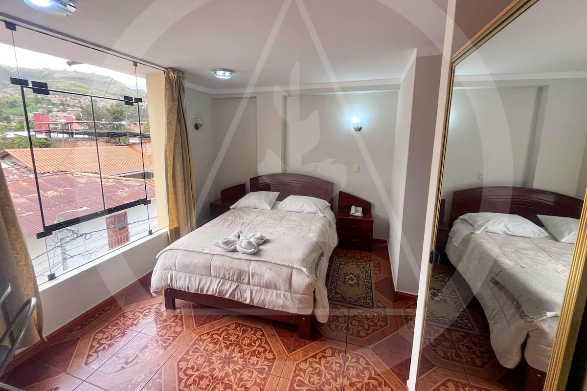 Premium bedding, in-room safe, desk, free WiFi