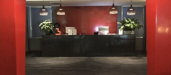 Hotel V99