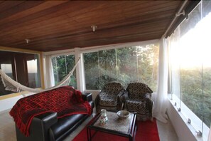 Presidential Room | Balcony - Hotel Highlander (Cha Grande)